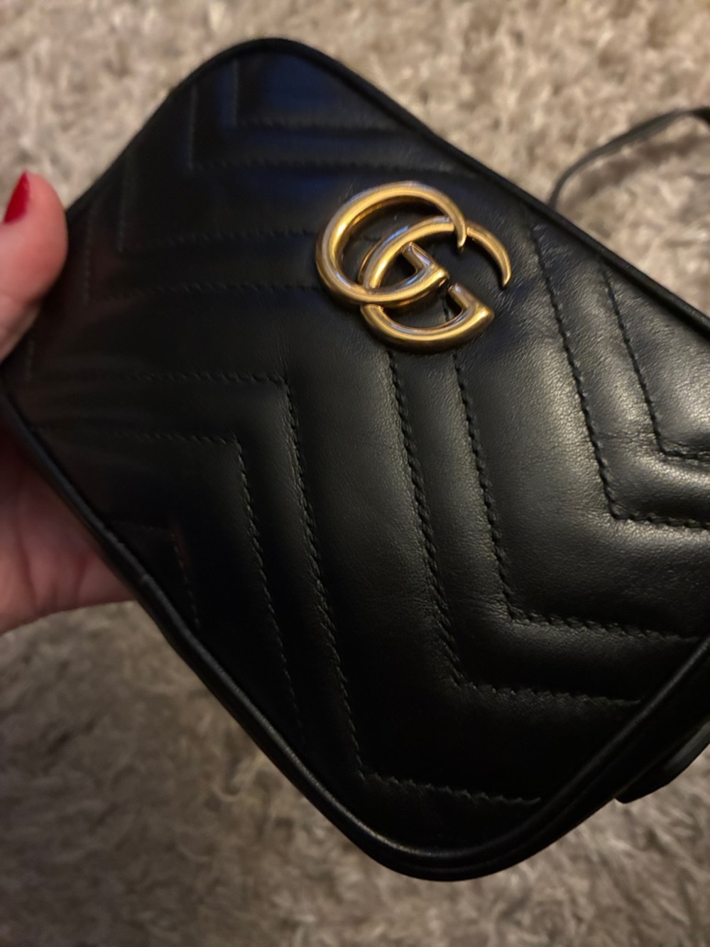 Gucci Black Quilted Leather Crossbody with Gold GG Hardware - Picture 3 of 8